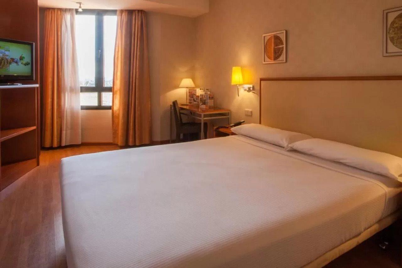 Th Boadilla Hotel Boadilla del Monte Eksteriør billede