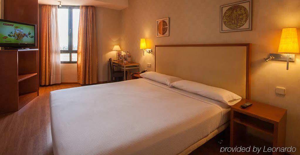 Th Boadilla Hotel Boadilla del Monte Værelse billede